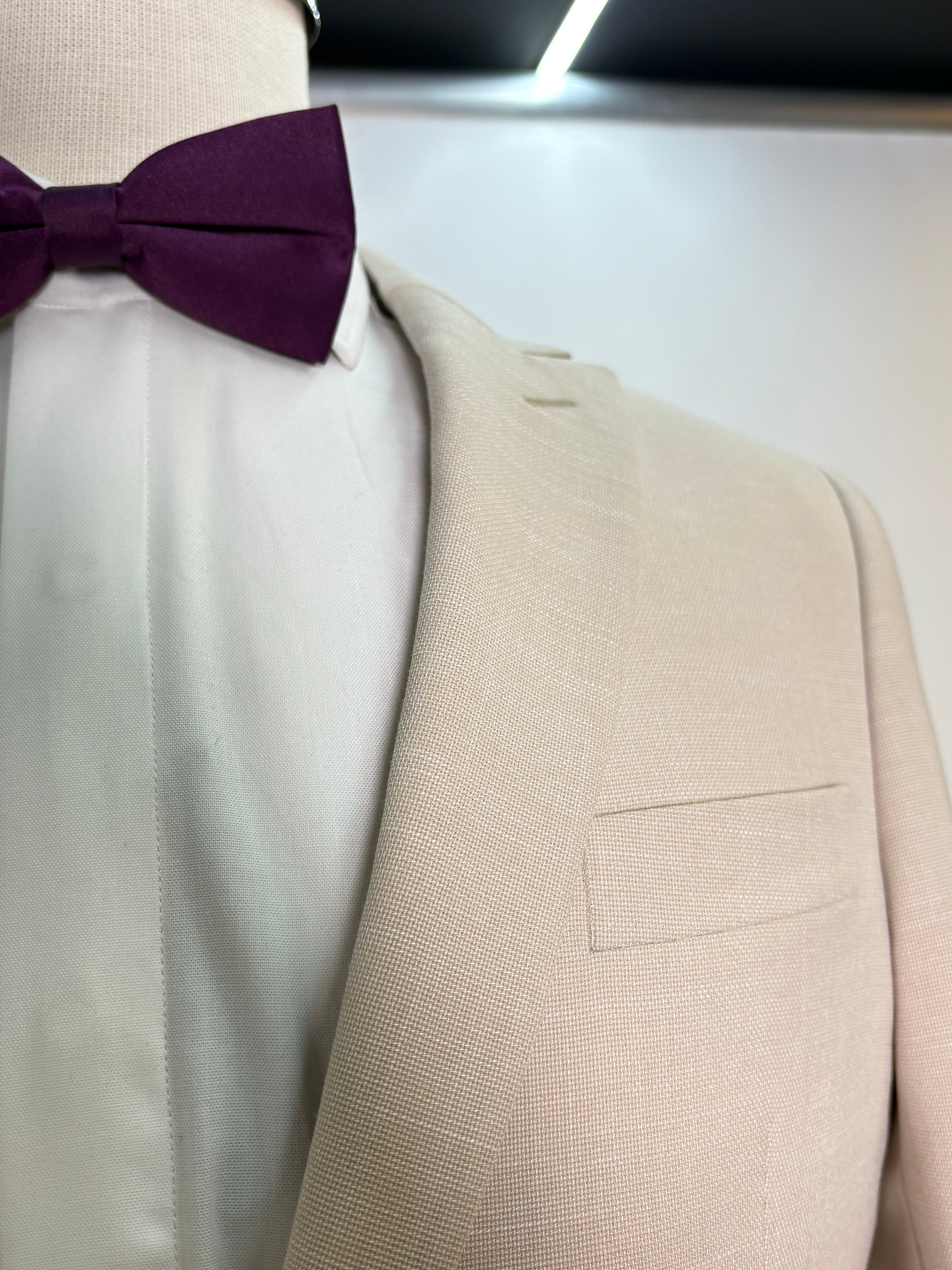 Men’s Slim-Fit Cream Suit