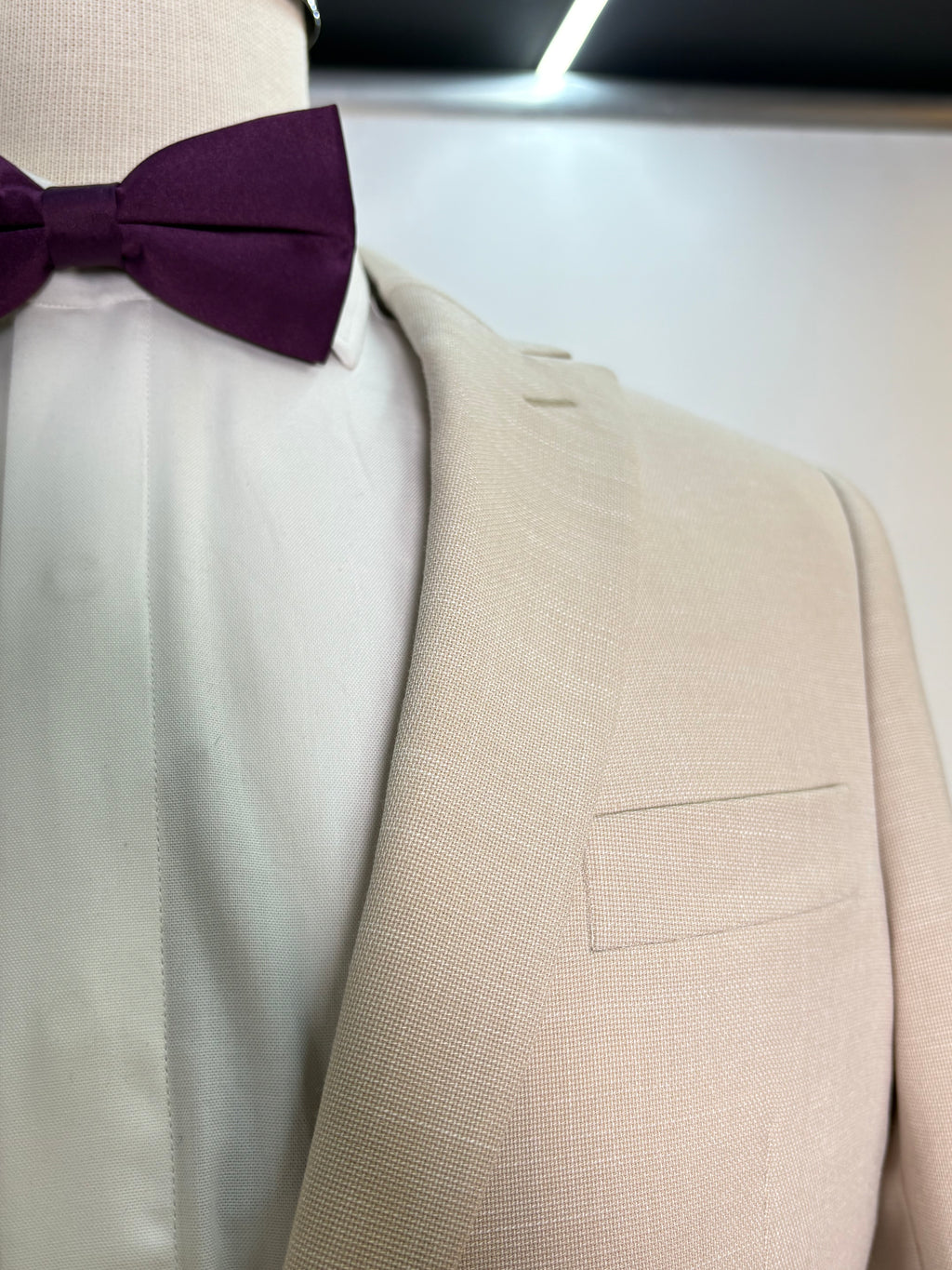 Men’s Slim-Fit Cream Suit