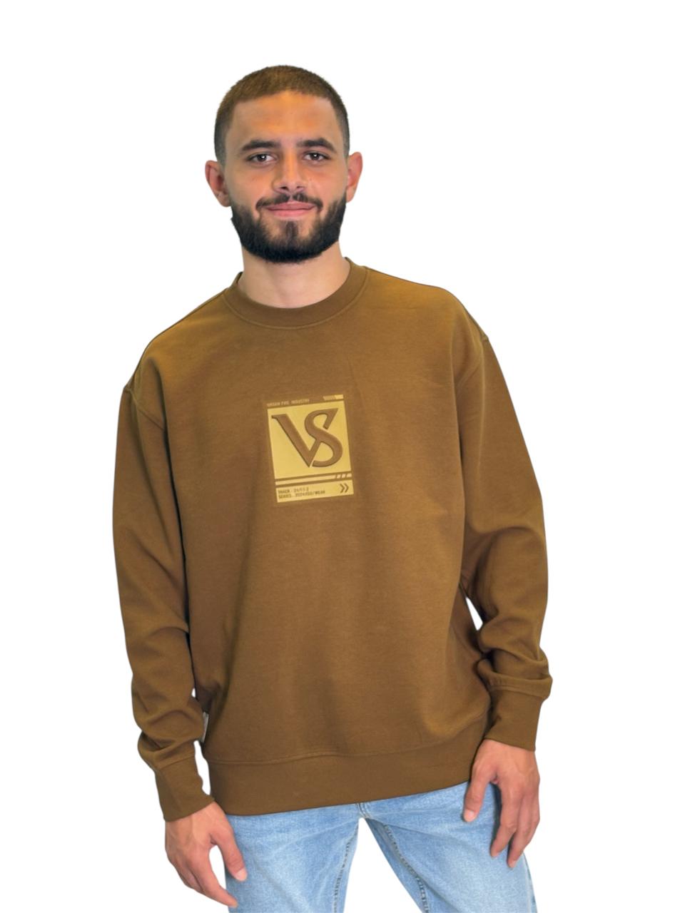 Signature Sweatshirt – Minimal & Modern