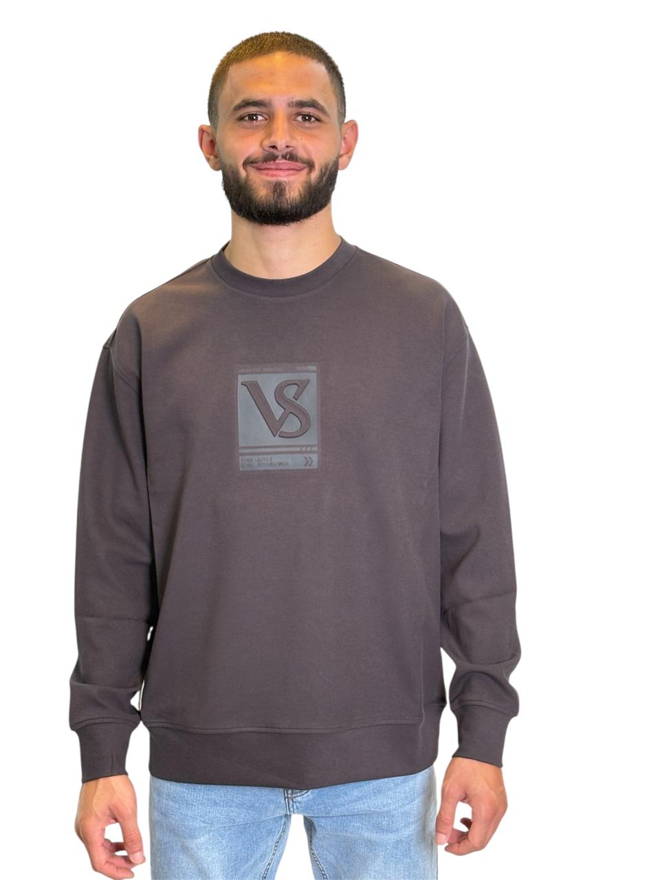 Signature Sweatshirt – Minimal & Modern