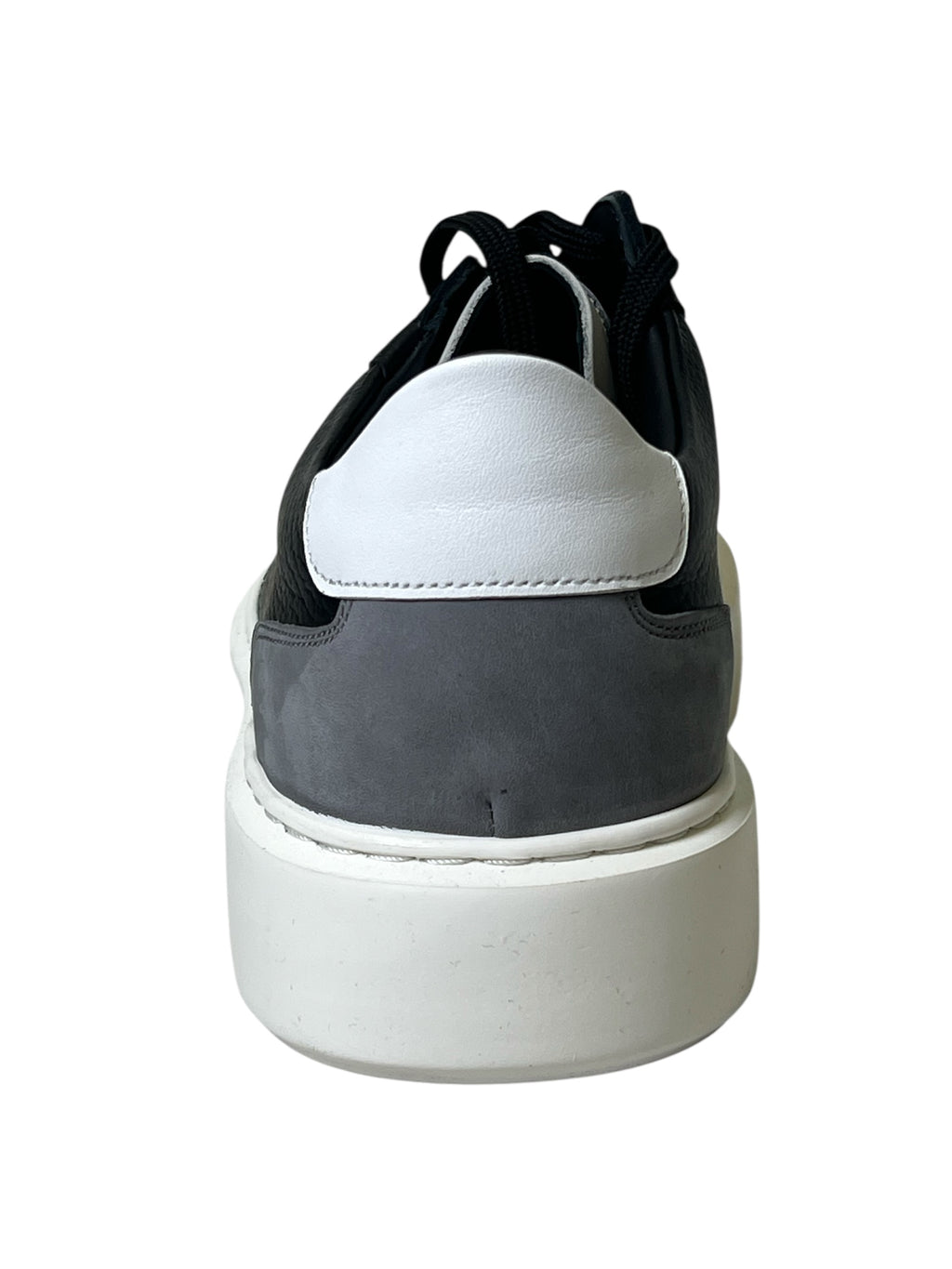 Walk Classic Low-Top Sneakers